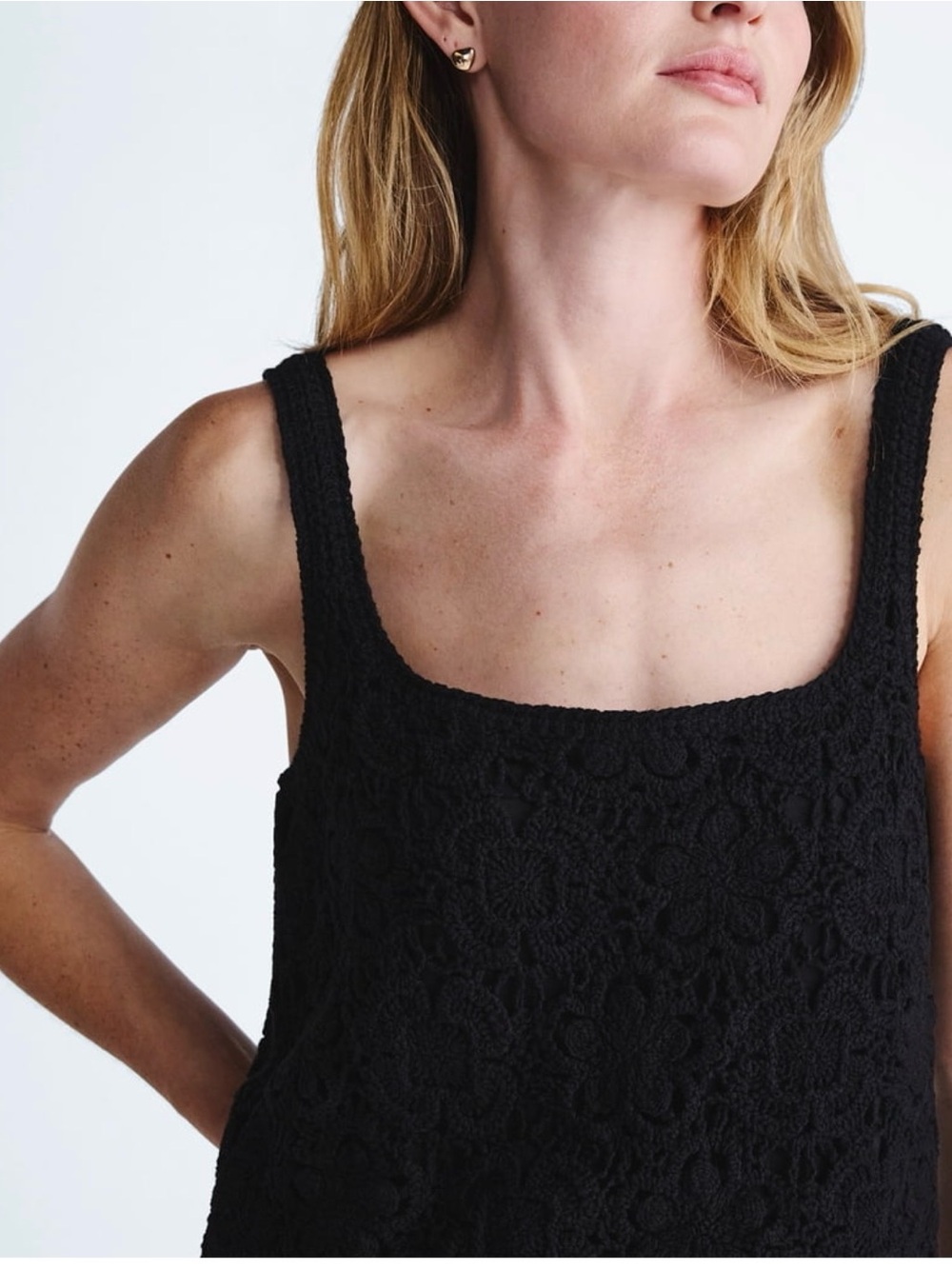 Scoop Plus Size Black Lace Square-Neck Camisole
Size XL - Picture 5 of 11